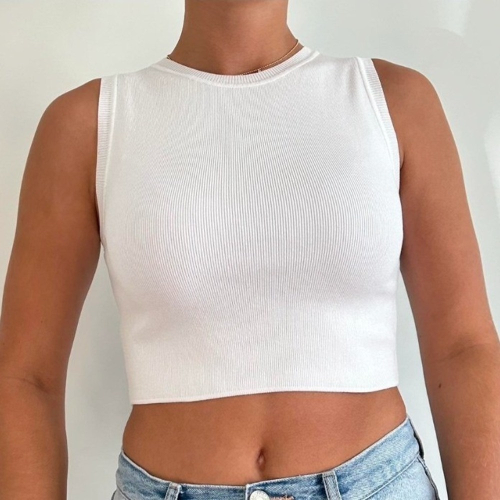 Zara Women's Size XS/S High Neck Cropped Ribbed Tank Top White Crewneck Stretch